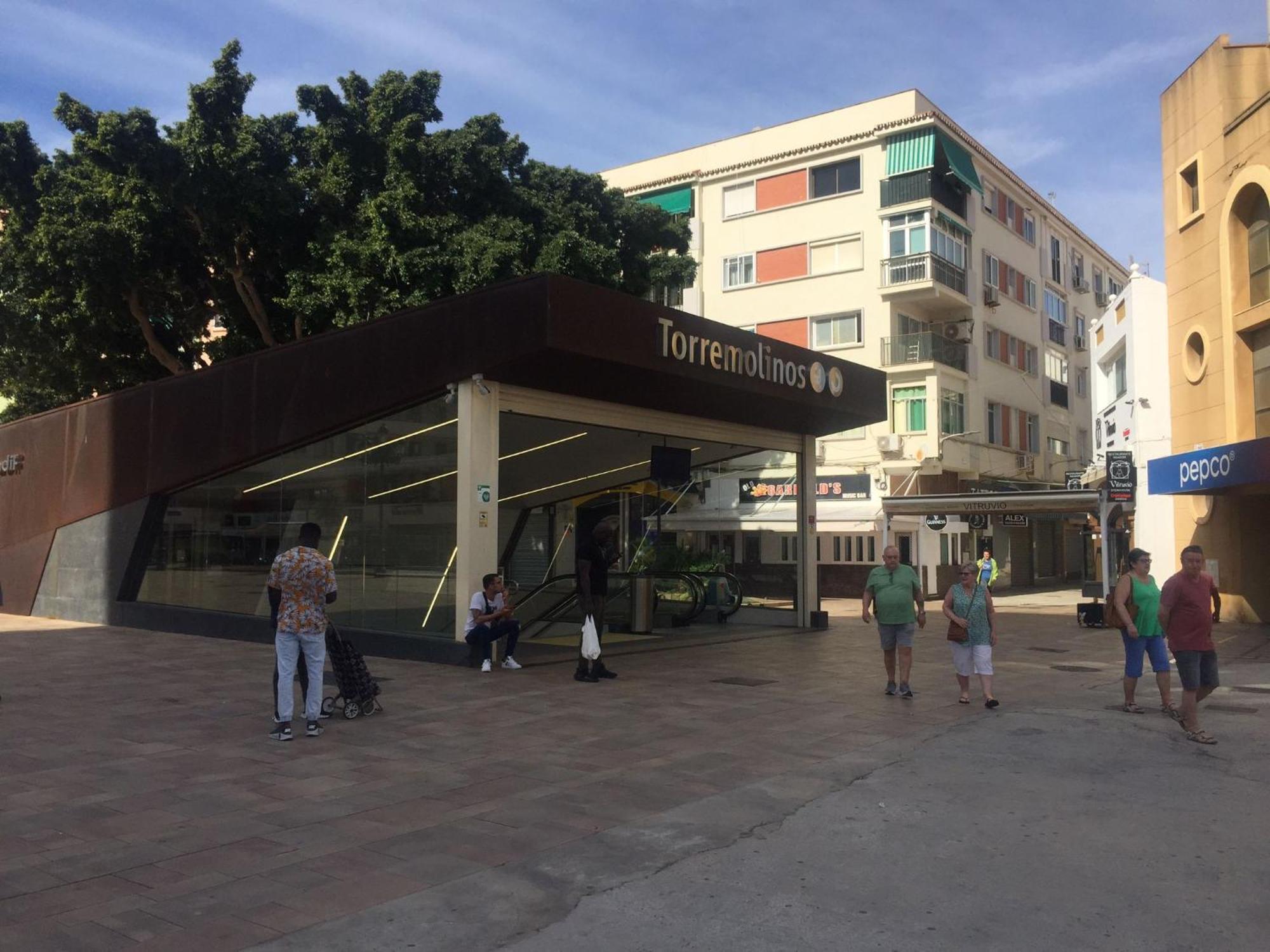Апартаменти Studio In The Centre Near The Beach Торремолінос Екстер'єр фото