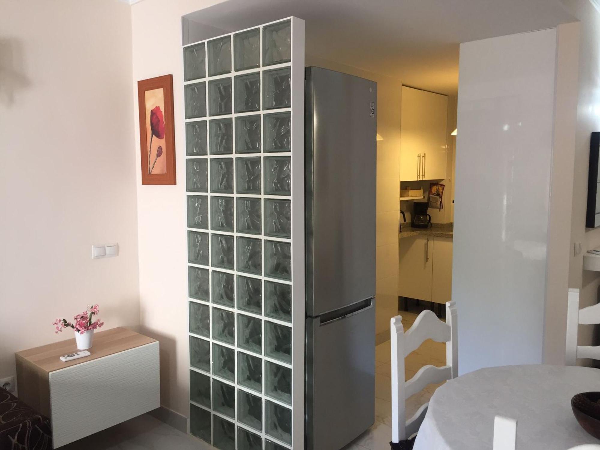 Апартаменти Studio In The Centre Near The Beach Торремолінос Екстер'єр фото