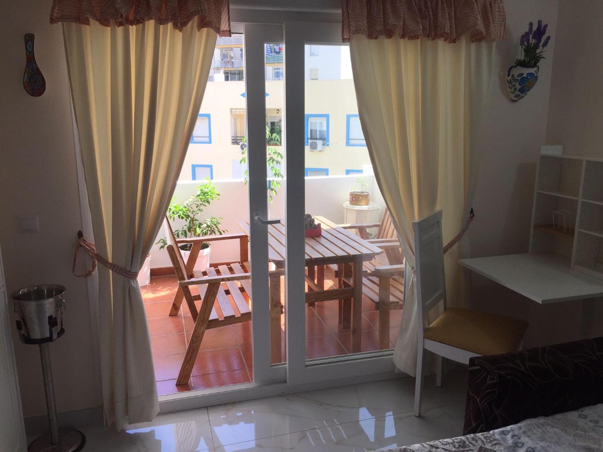 Апартаменти Studio In The Centre Near The Beach Торремолінос Екстер'єр фото