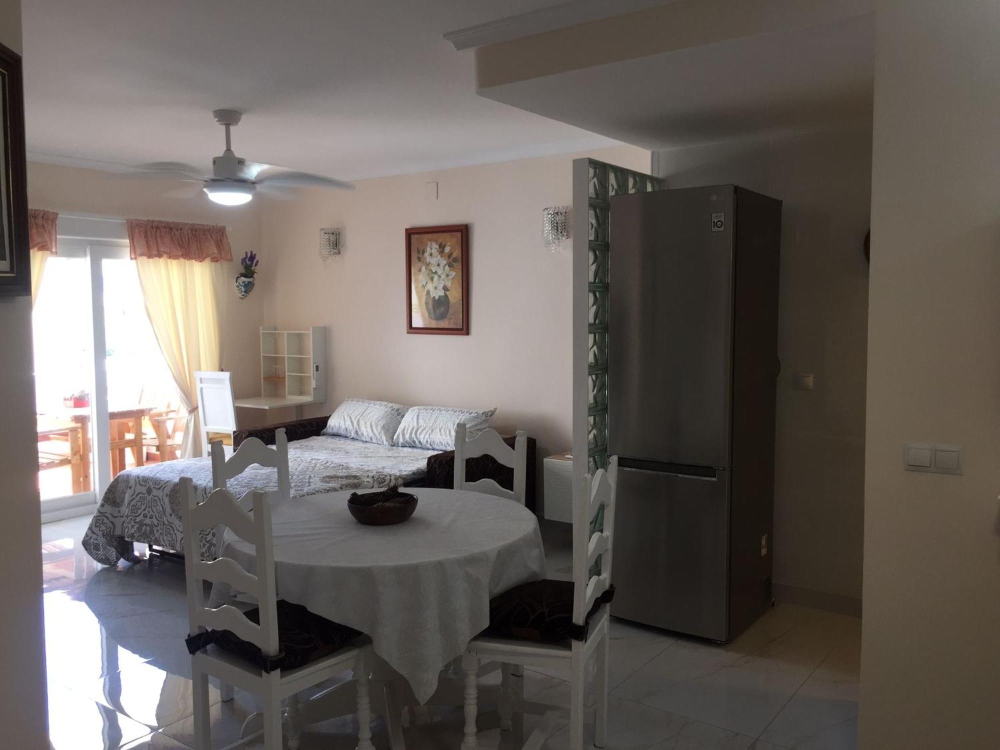 Апартаменти Studio In The Centre Near The Beach Торремолінос Екстер'єр фото